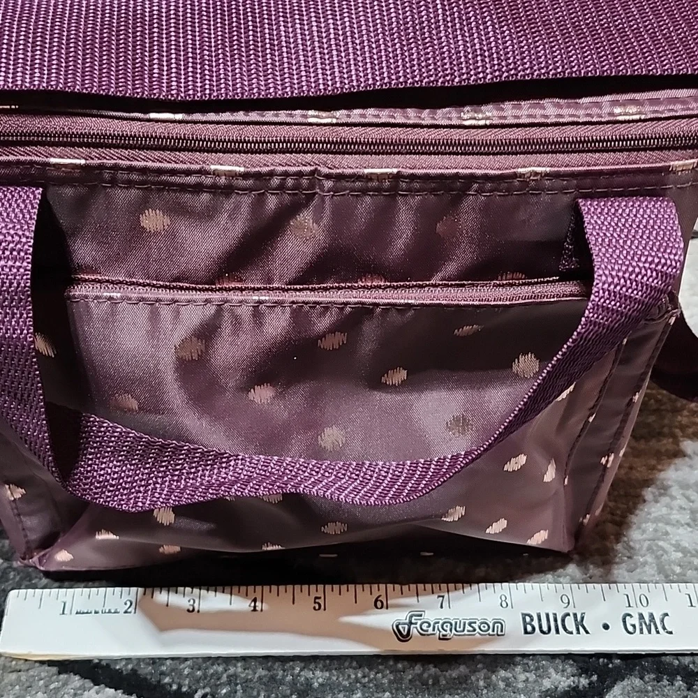 THIRTY-ONE AROUND THE CLOCK THERMAL TWINKING PLUM INSULATED COOLER LUNCH BAG